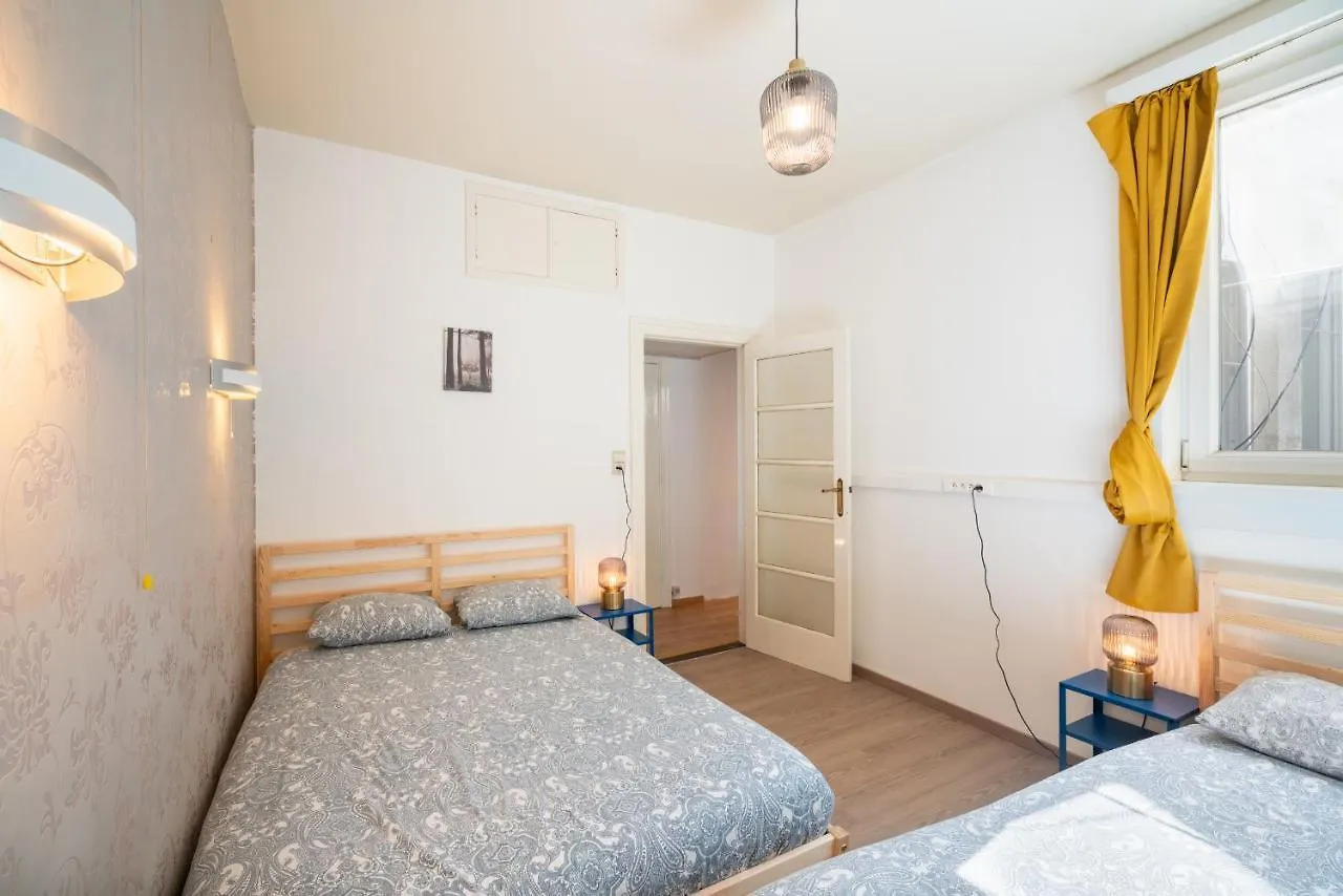Large Antwerp City Center Apartments