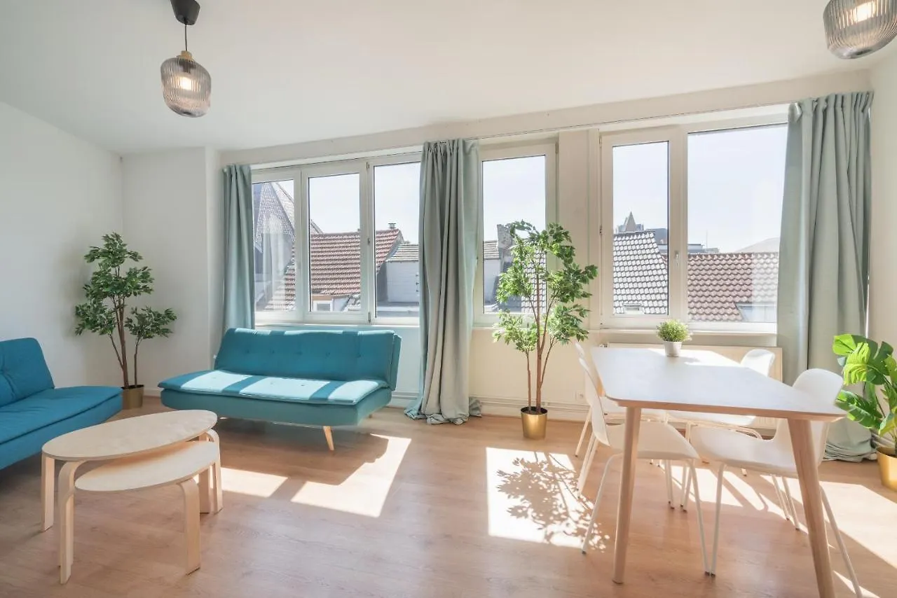 Large Antwerp City Center Apartments contacts