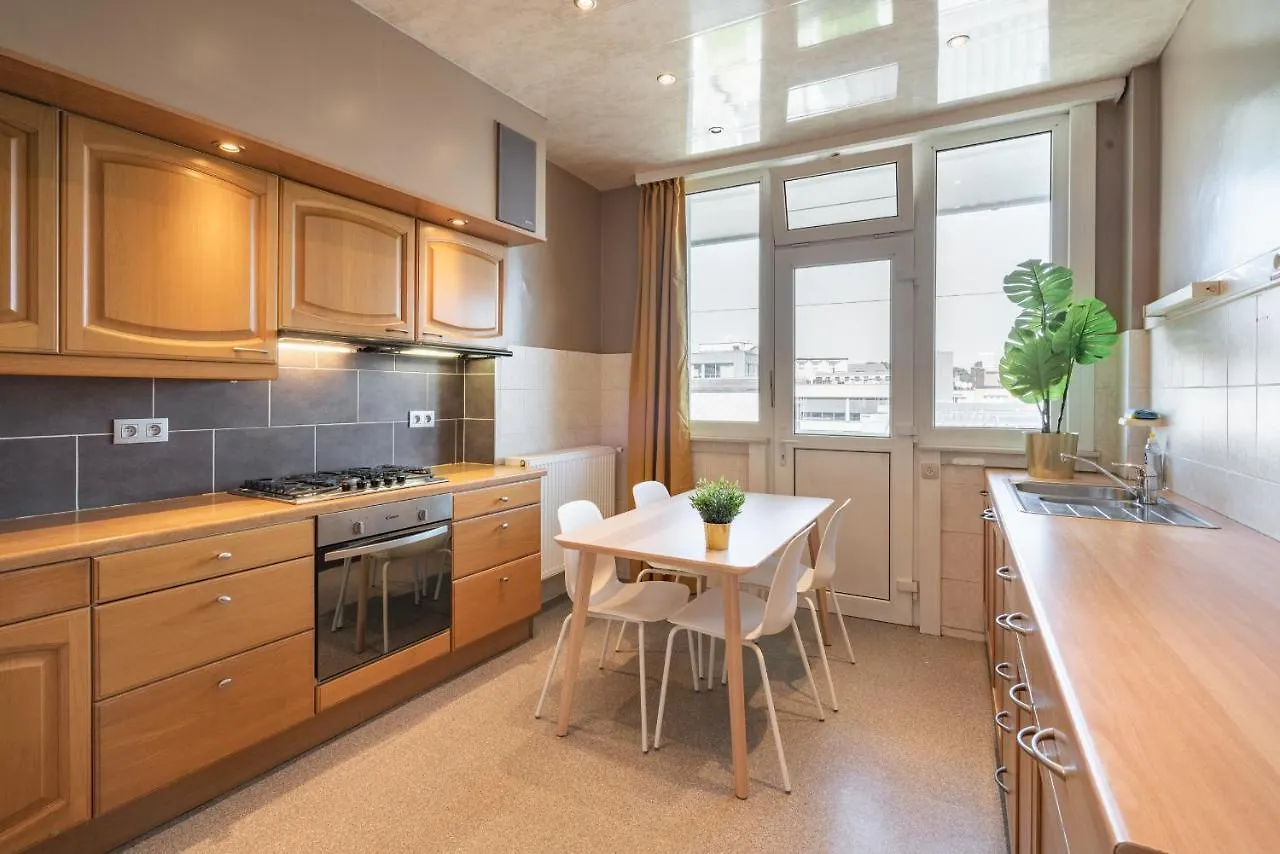 Large Antwerp City Center Apartments Belgien